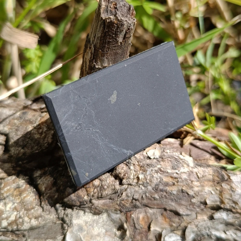 Schungit-Tabletplatte matt, flach, dunkelgrau