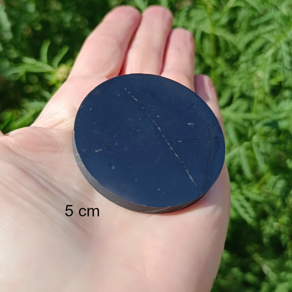 Schungit-Scheibe 5,5 cm poliert