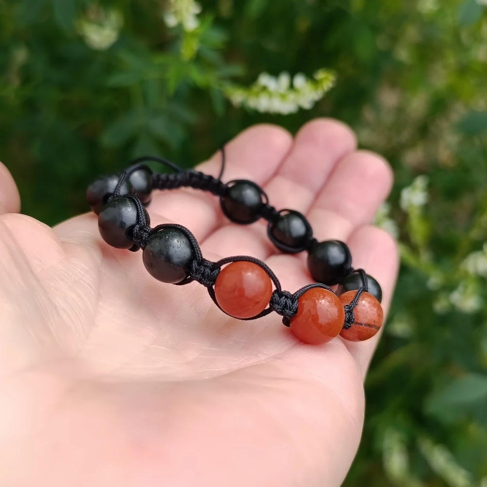 Kombiarmband mit Schungit und rotem Jaspis Kugeln