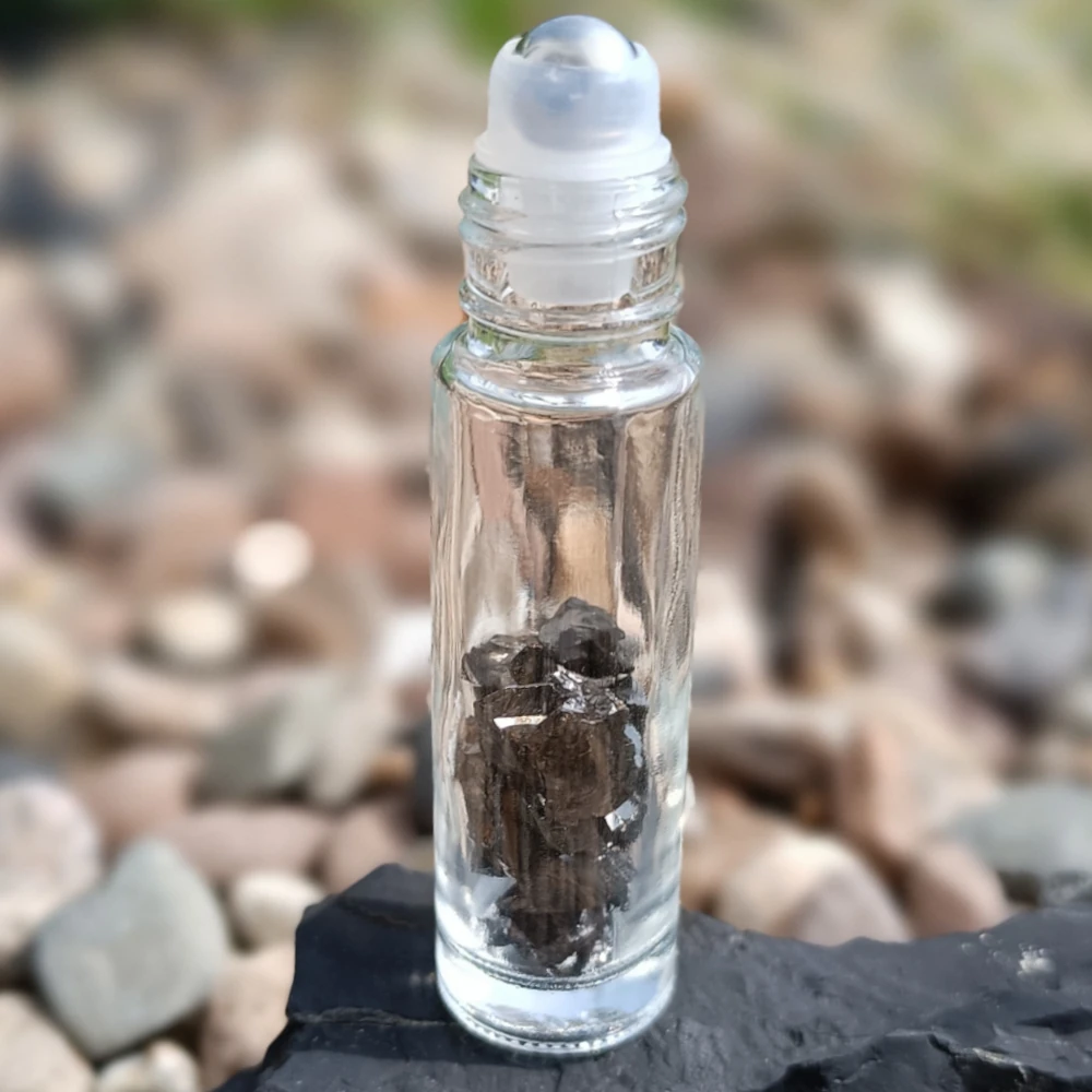 Edel-Schungit Roll-on, kleines Glasfläschchen mit Metallkugel