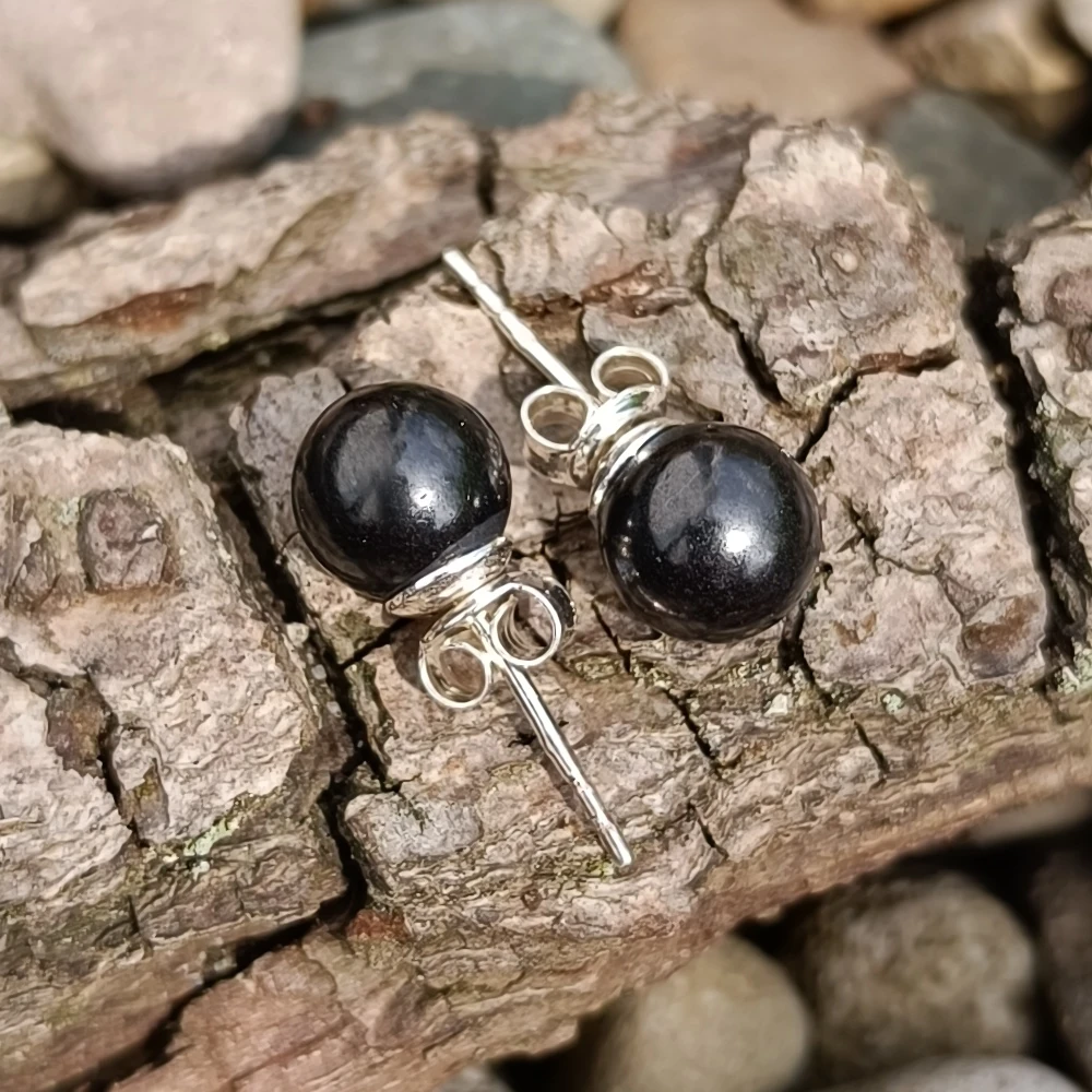 Schungit Stecker Donna aus Perlen