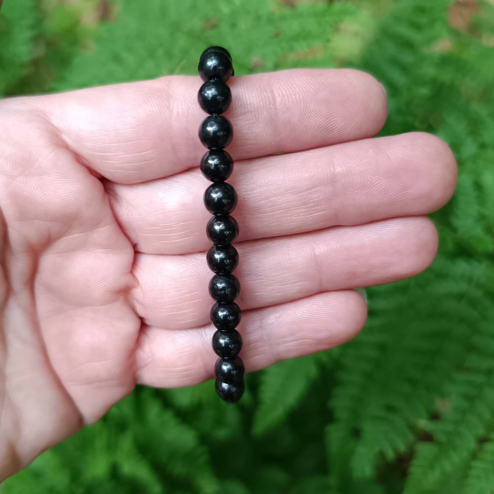 Zartes Schungit Armband