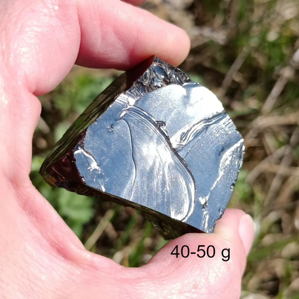 Edel-Schungit silbrig, eine Raritaet aus Karelien.