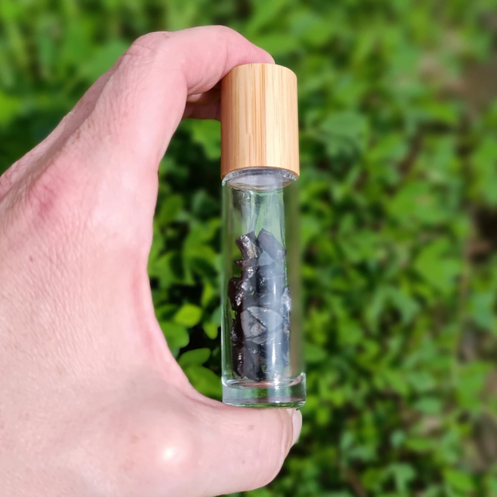 Edel-Schungit Roll-on, aufrecht, Glasfläschchen