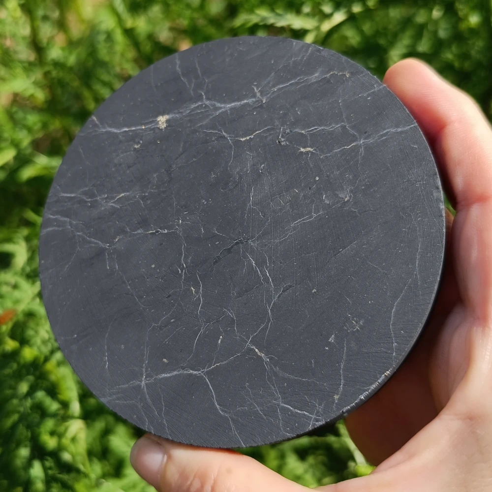 Schungit-Scheibe 5,5 cm poliert